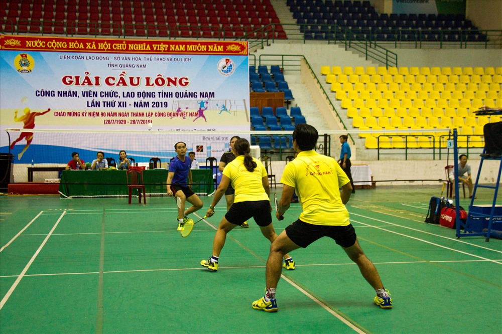 Các vận động viên tranh tài.