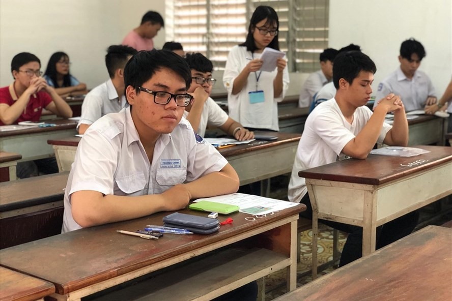 Thí sinh dự thi đánh giá năng lực tại điểm thi trường ĐH Khoa học tự nhiên - ĐH Quốc gia TPHCM. Ảnh: Anh Nhàn