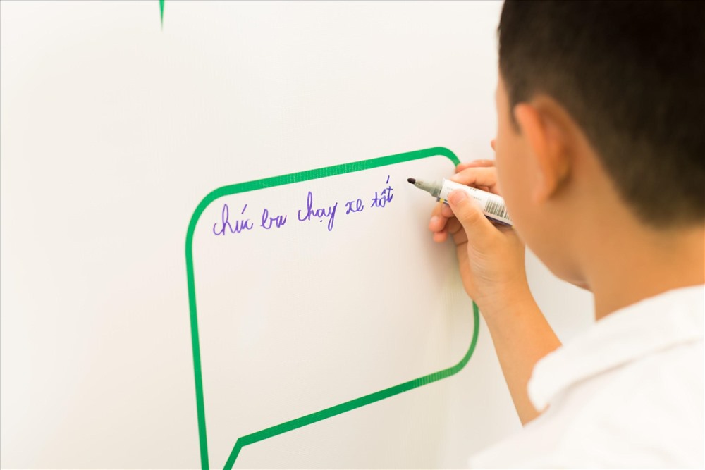 Những chuyến xe không còn vất vả vì bố luôn có con, có gia đình động viên từ phía sau.
