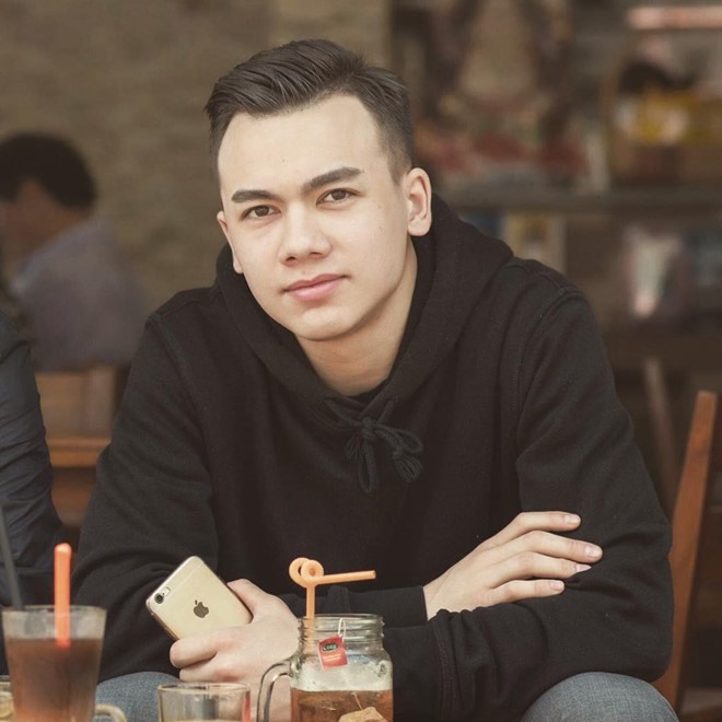 Người hâm mộ kỳ vọng tiền vệ trẻ tiếp bước đàn anh Đặng Văn Lâm, ghi dấu ấn và tỏa sáng tại các giải đấu trong tương lai.