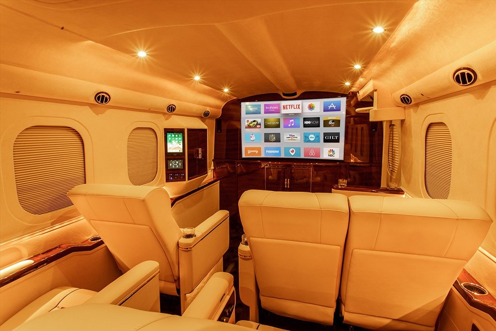 Nội thất cực kỳ sang trọng và tiện nghi. Ảnh: Carbuzz