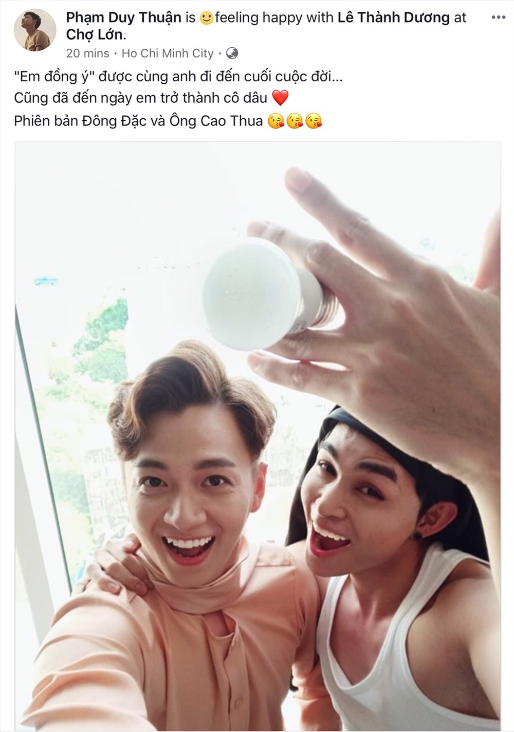 Jun Phạm cùng Ngô Kiến Huy dí dỏm “nhại” lại cặp đôi Vàng của showbiz.