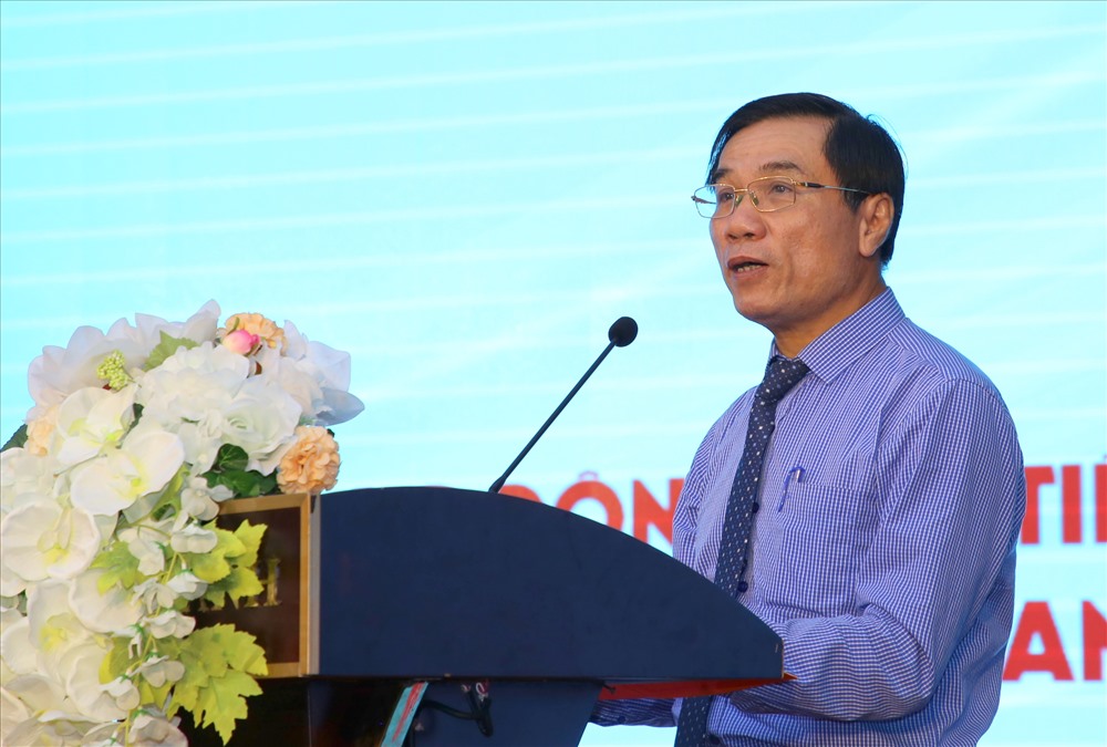 Phó Chủ tịch UBND tỉnh Thanh Hóa Phạm Đăng Quyền phát biểu tại lễ phát động cuộc thi viết Bút ký - phóng sự “Mãi mãi một tình yêu Thanh Hóa“, ngày 6.8.2019. Ảnh: P.V
