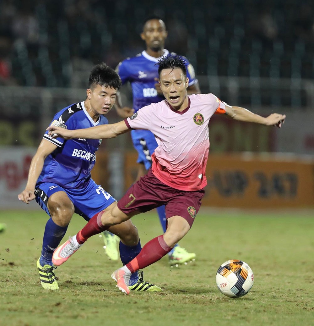 Sài Gòn FC mất oan một bàn thắng hợp lệ, dẫn đến trận thua tức tưởi 0-1 trước B. Bình Dương ngay trên sân nhà?. Ảnh: VPF
