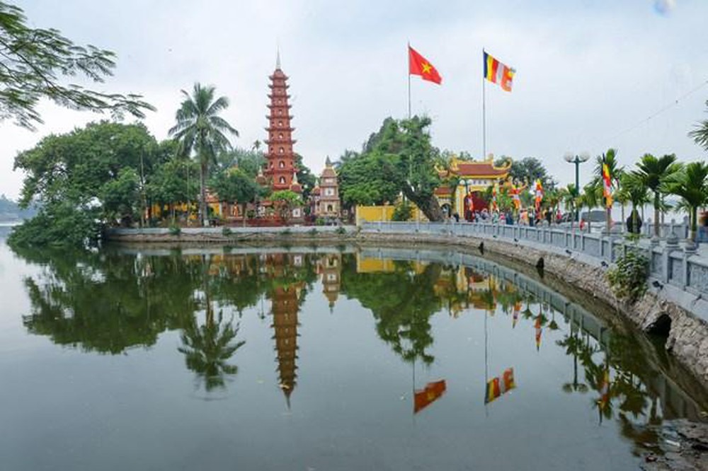 Chùa Trấn Quốc. Ảnh: ST