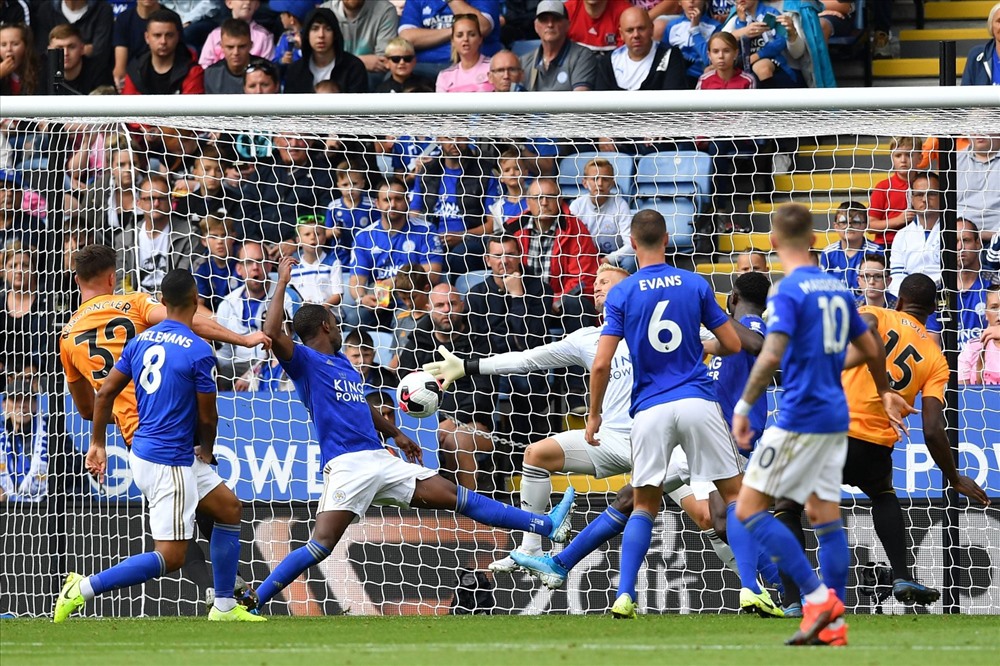 Leicester đang bất ổn. Ảnh: Reuters.