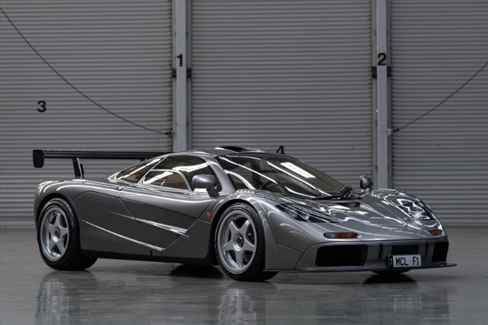 McLaren F1 LM-Specification được hét giá gần 20 triệu USD. Ảnh: Carbuzz