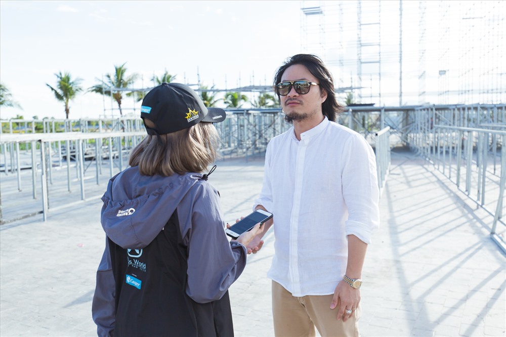 Tổng đạo diễn Hoàng Nhật Nam. Ảnh: MWVN.