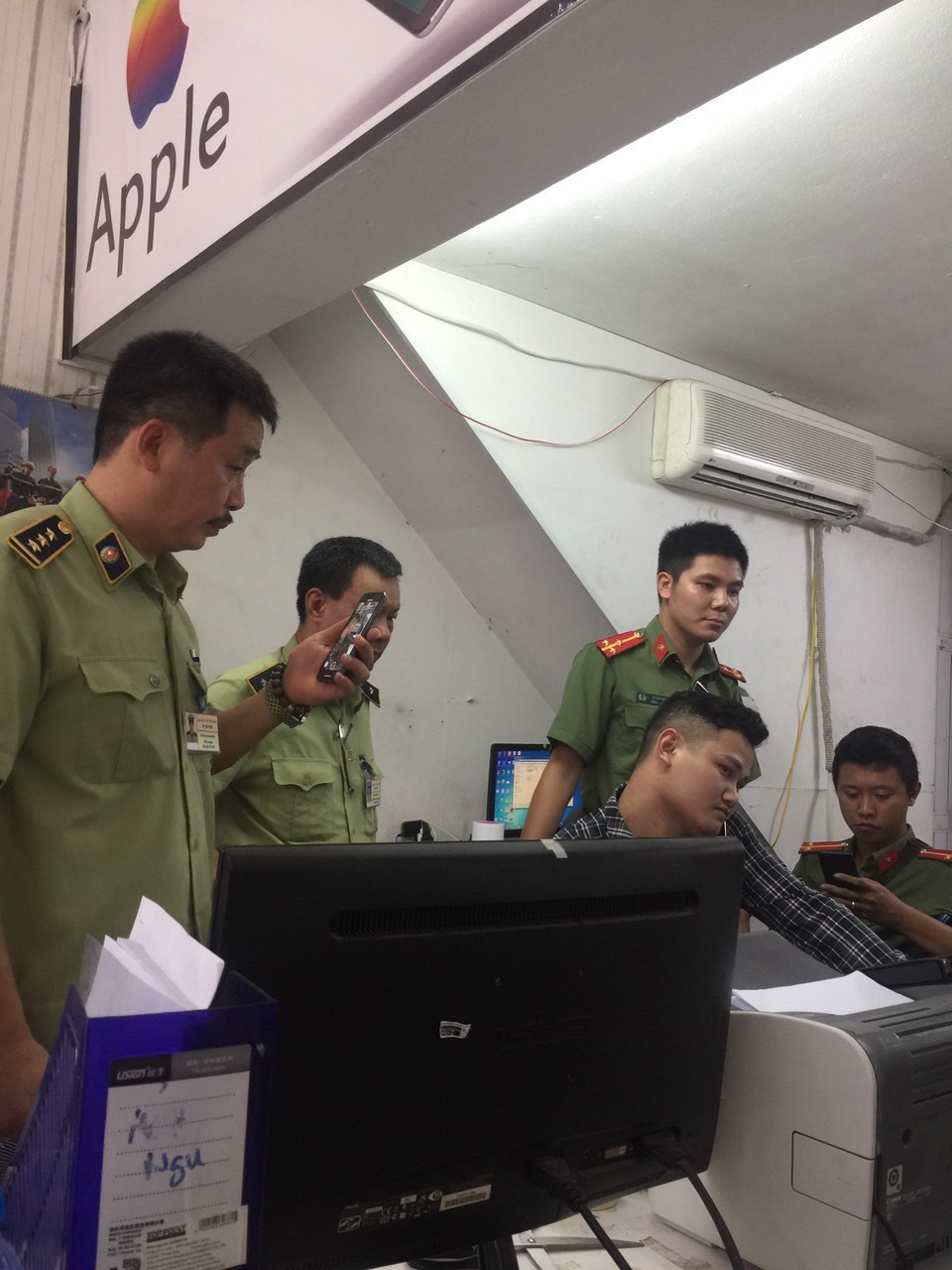 Đoàn kiểm tra làm việc với Đại diện Công ty TNHH RELEX Việt Nam