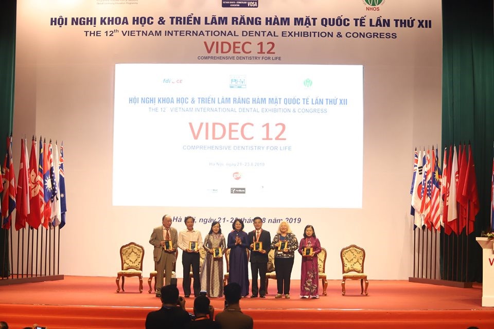 Phó Chủ tịch Nước tham dự Hội nghị. Ảnh: H.A