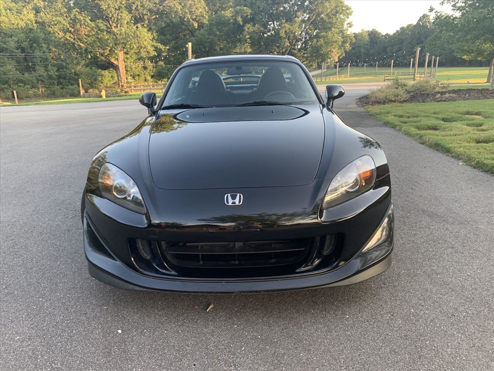 Honda S2000 Club Racer bản Berlina Black hiếm gặp. Ảnh: Carscoops