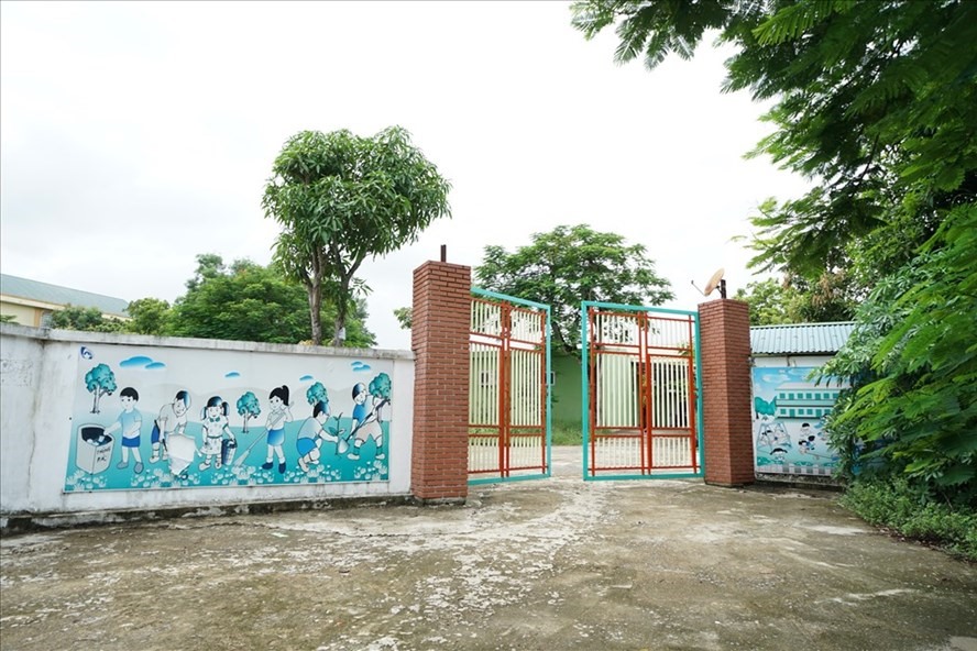 Cơ sở giáo dục mầm non Tuổi Thơ tại thị trấn Thanh Chương bị yêu cầu tháo dỡ để đấu giá đất. Ảnh: QĐ