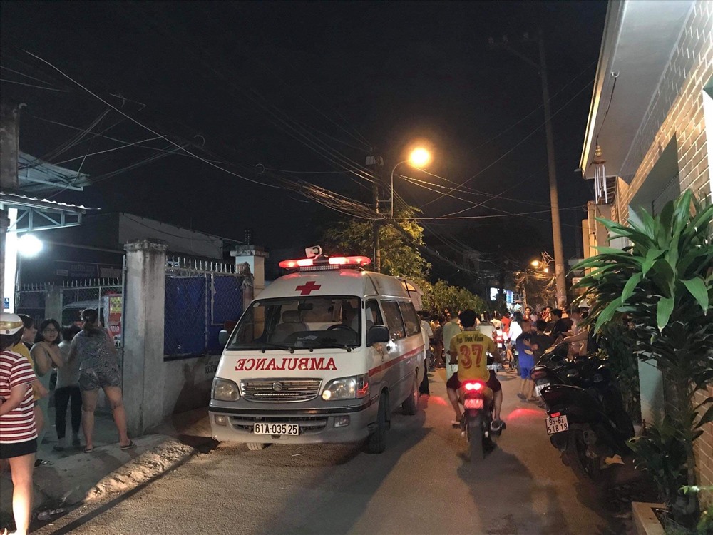 Cơ quan chức năng làm việc tại hiện trường. Ảnh:CTV