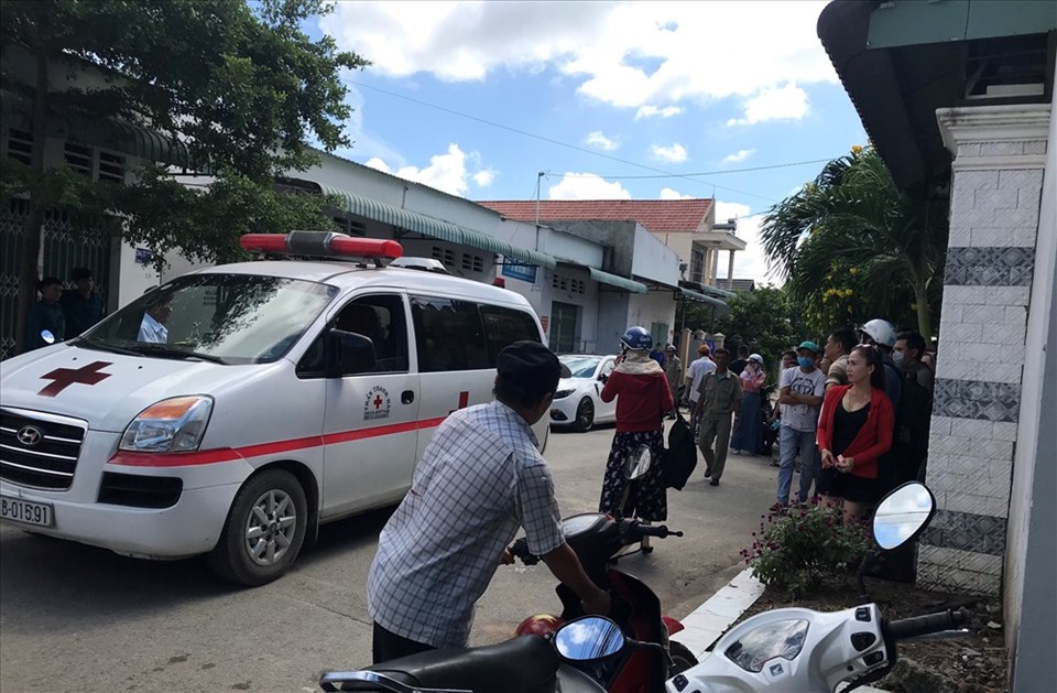 Khu vực nhà trọ phát hiện vụ việc chết người. Khu vực nhà trọ phát hiện vụ việc chết người.
