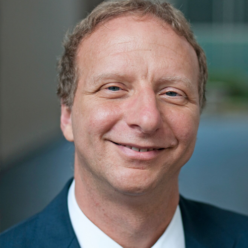 Ông Mark Schwartz.