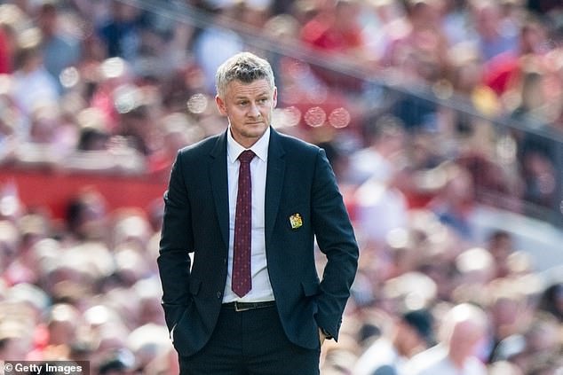 HLV Solskjaer cũng hết cách cứu Sanchez. Ảnh: Getty.