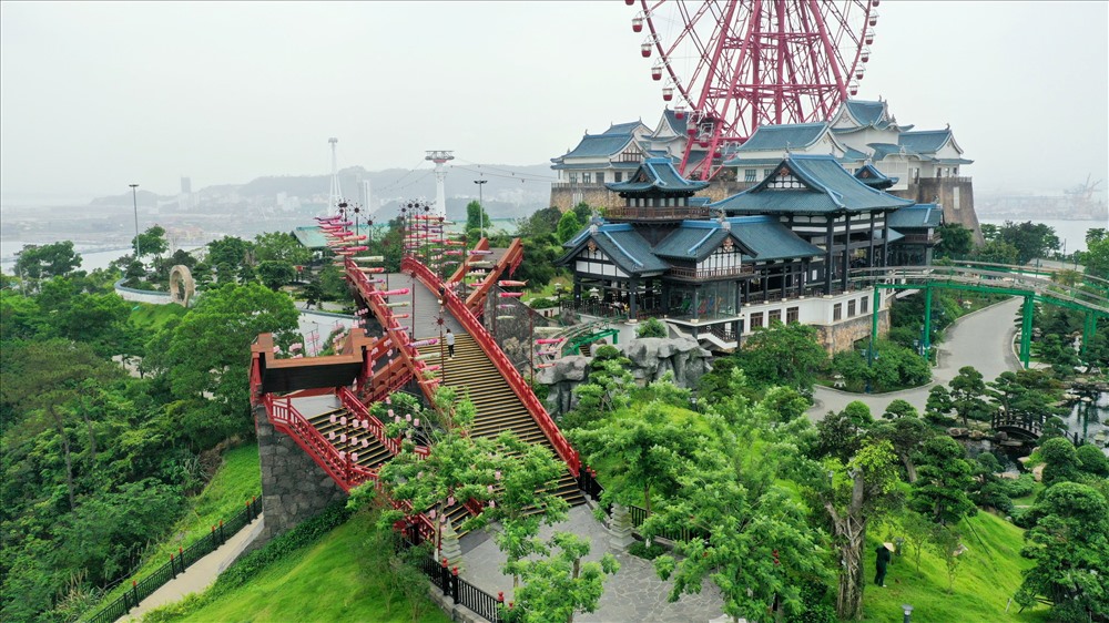 Sun World Halong Complex - tổ hợp vui chơi giải trí lớn nhất Hạ Long. Ảnh: Sun