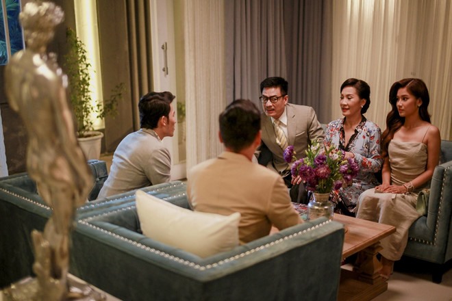 Cuộc gặp gỡ giữa hai gia đình. Ảnh: NVCC