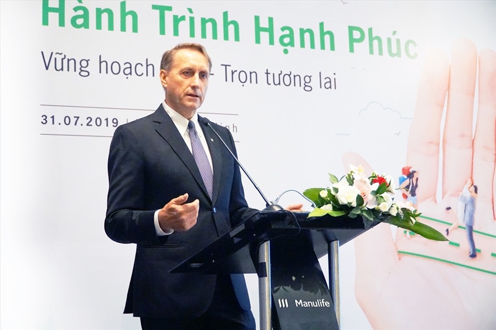 Ông Kim Fleming, CEO Manulife Việt Nam chia sẻ tại sự kiện ta mắt sản phẩm mới