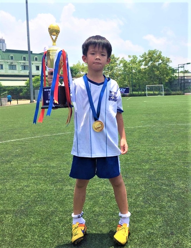 Bé Phạm Hoàng Sơn. Ảnh: NVCC