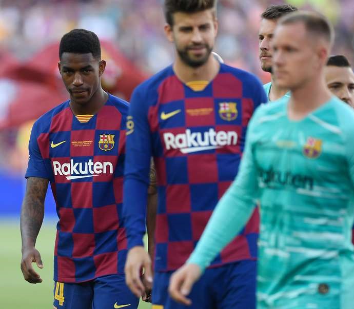 Junior Firpo từng nhiều lần chỉ trích Messi trong quá khứ. Ảnh GiveMeSport