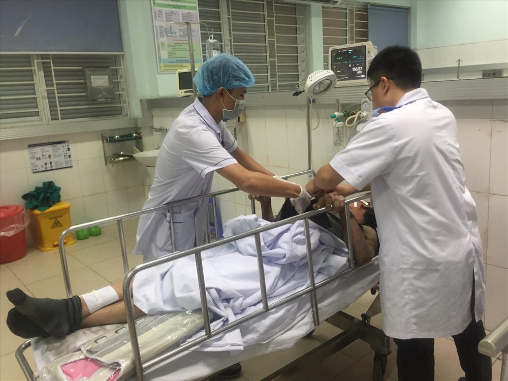 7 nạn nhân được cấp cứu tại BV Vệt Tiệp - ảnh HH