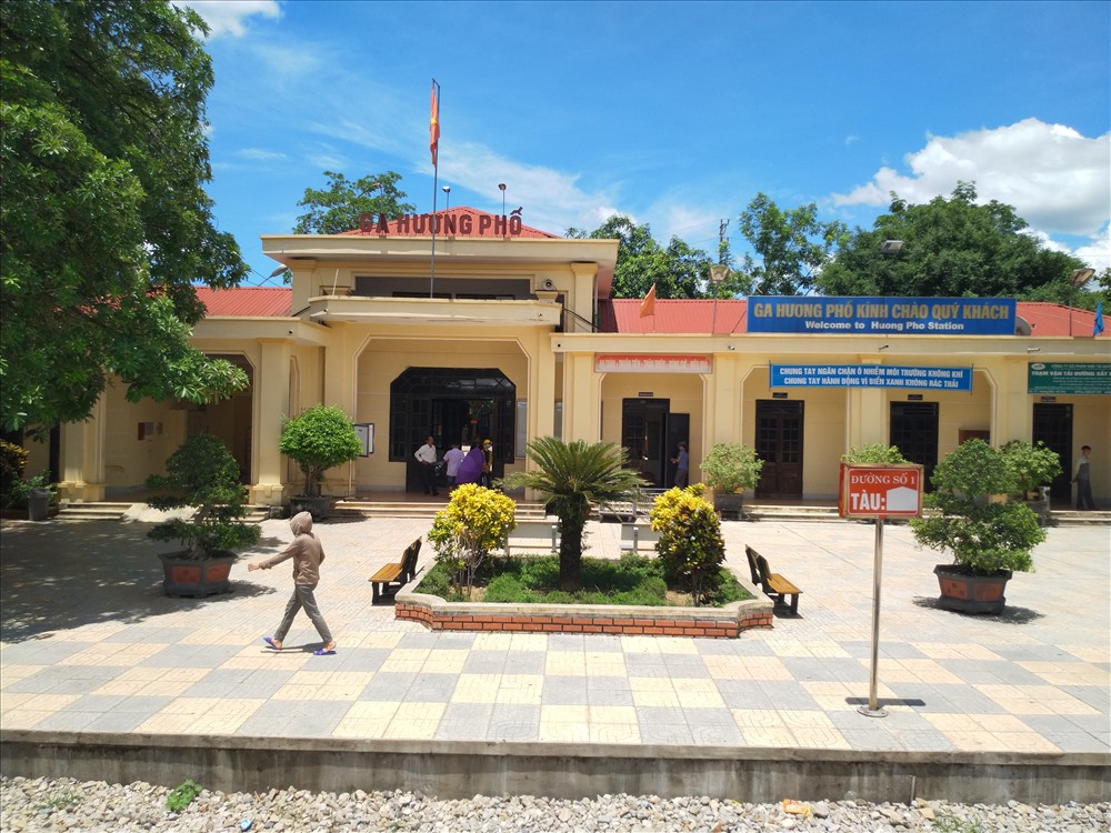 Ga Hương Phố ở Hà Tĩnh sẽ trở thành kỷ niệm đầu đời của đứa bé.