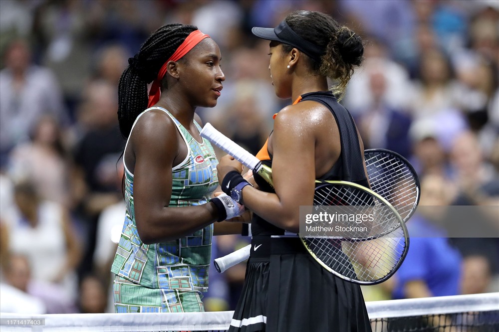 Naomi Osaka (phải) giải mã hiện tượng Cori Gauff. Ảnh: Getty.