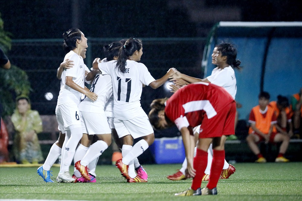 U15 Myanmar đã vượt trội hơn so với U15 Việt Nam. Ảnh: MH