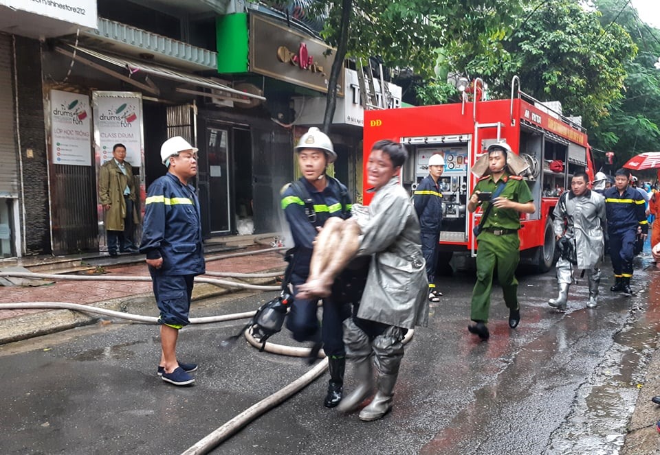 Lực lượng chức năng
