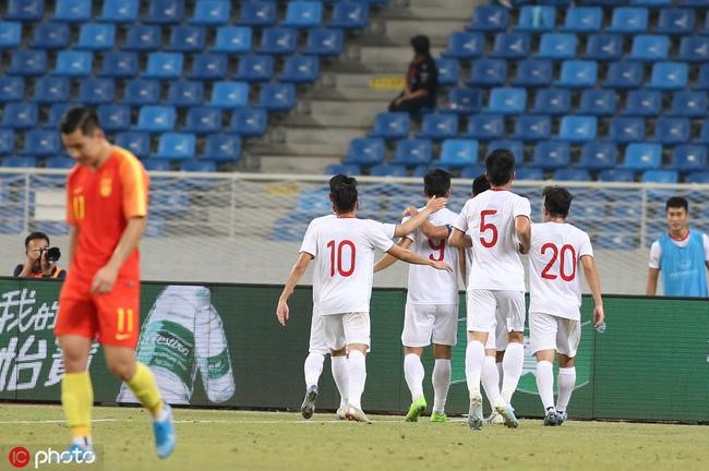 U22 Việt Nam vừa đánh bại U22 Trung Quốc trong trận giao hữu mới đây với tỉ số 2-0. Ảnh: Sina