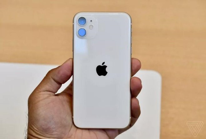 Model này dùng chip A13 Bionic như bộ đôi Pro nhưng bộ nhớ trong lần lượt chỉ 64, 128 và 256 GB.