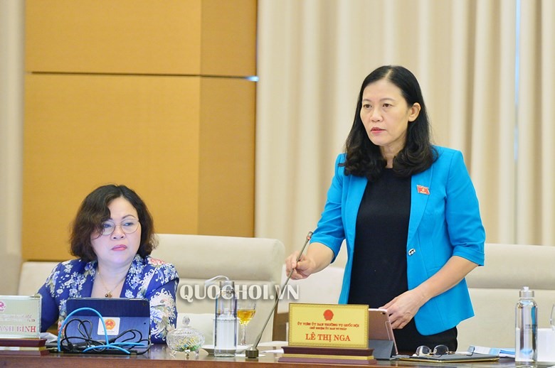 Chủ nhiệm Ủy ban Tư pháp Lê Thị Nga phát biểu tại phiên họp. Ảnh Quochoi.vn