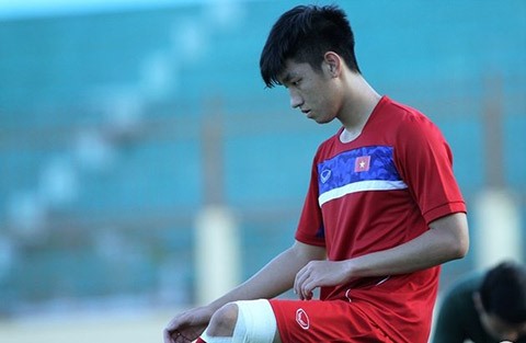 VFF vẫn đang theo dõi chấn thương của Trọng Đại và sẽ chuyển anh sang Trung tâm PVF để điều trị. Ảnh: VFF
