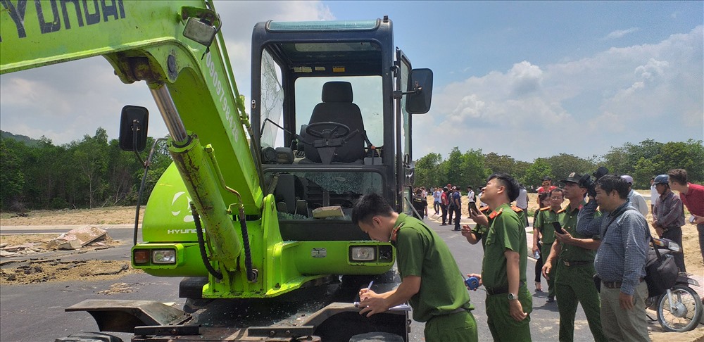 Cơ quan công an khám nghiệm hiện trường vụ cản trở, đập phá tài sản trong lúc tiến hành cưỡng chế tại thị xã Phú Mỹ, tỉnh Bà Rịa Vũng Tàu_Ảnh: CTV