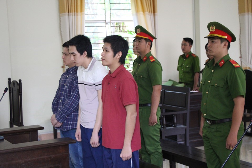 3 đối tượng Cường, Khương, Huy tại phiên tòa. Ảnh: P.V