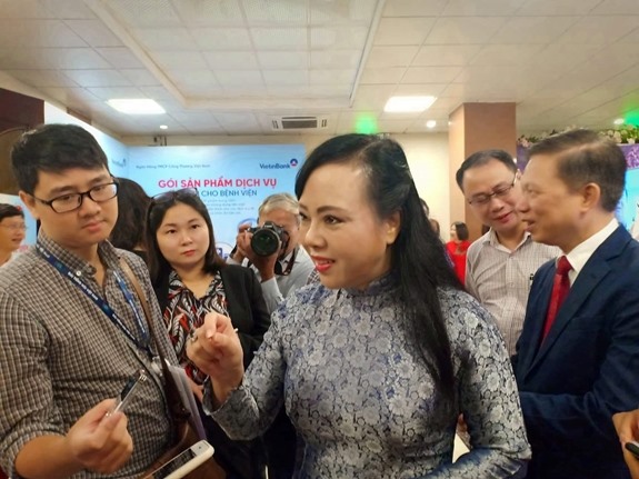 Bộ trưởng Y tế khẳng định phát biểu của bà phù hợp với chủ trương ngành. Ảnh: Hà Vũ.