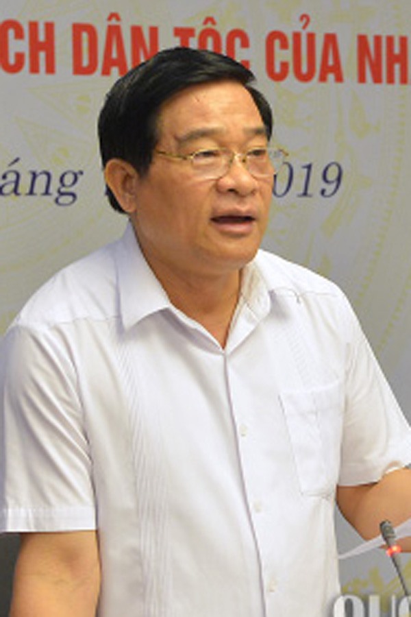 “Công nhân bây giờ làm 48 giờ/tuần, nếu lại nâng lên thì đúng là đi ngược xu thế chung”. Chủ tịch Hội đồng Dân tộc Hà Ngọc Chiến.