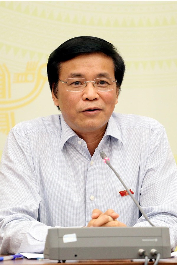 “Cần tạo điều kiện cho người lao động nghỉ ngơi, tái tạo sức lao động và nắm bắt các thông tin”. Tổng Thư ký Quốc hội Nguyễn Hạnh Phúc.