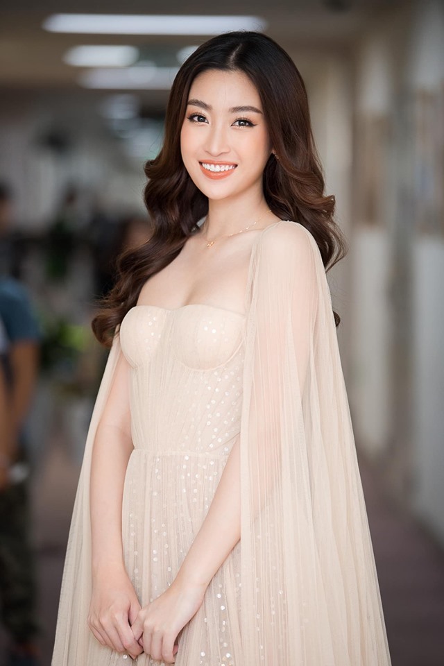 Đỗ Mỹ Linh cho rằng nếu có đại gia hỗ trợ thì tốt nhưng không có cũng không sao. Ảnh: FBNV.