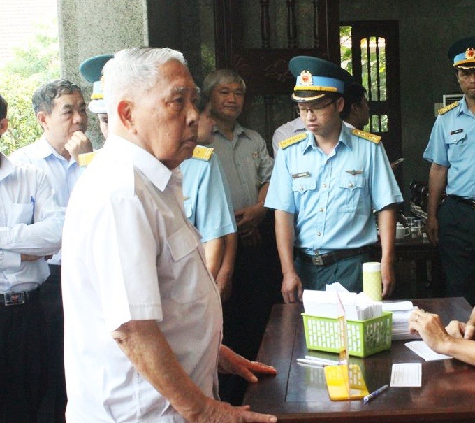 Ông Phan Tương, Nguyên Tham mưu trưởng, Trung đoàn phó Trung đoàn 923 – Không quân tại lễ viếng