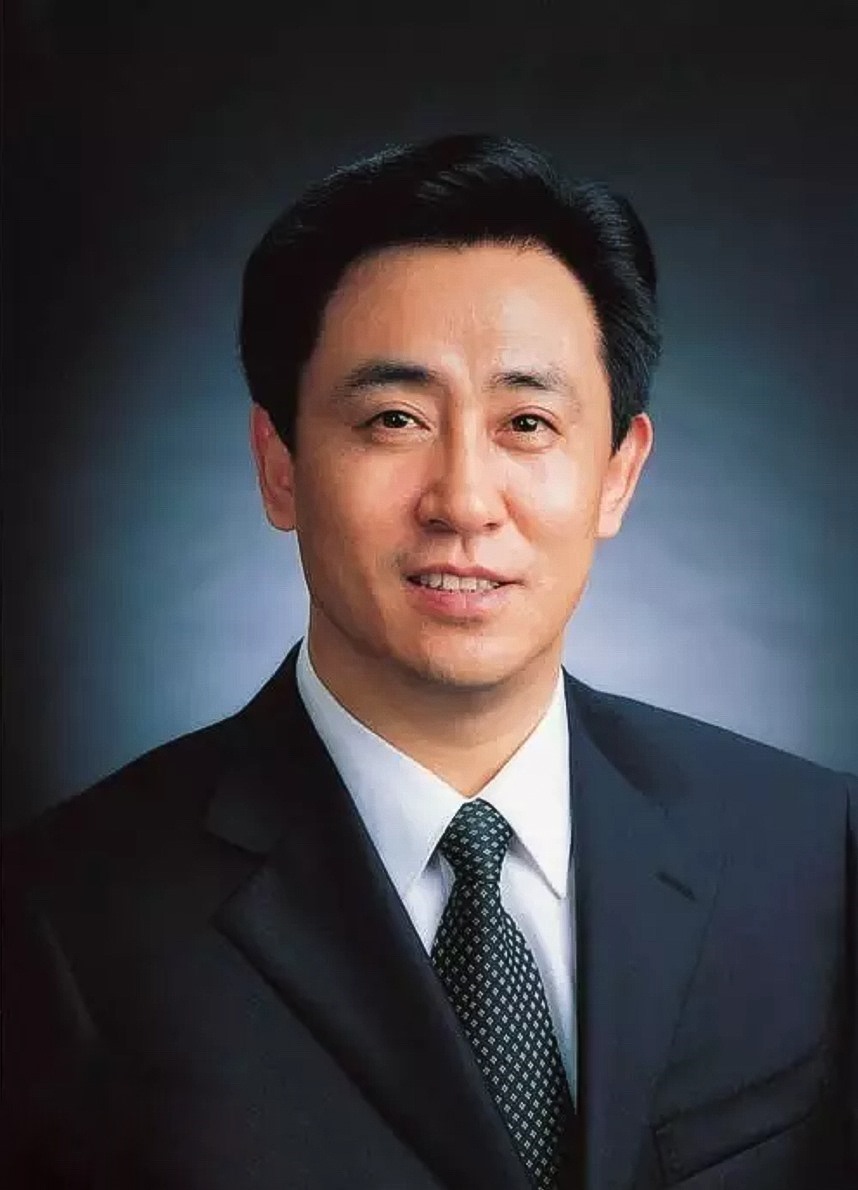 Hui Ka Yan từng đứng ở vị trí người giàu nhất Trung Quốc với khối tài sản lên đến 36,7 tỉ USD hồi cuối năm 2018. Tuy nhiên chưa đầy 1 năm, tỉ phú này đã đánh mất hơn 10 tỉ USD và rơi xuống top 3 trong danh sách. Ảnh: ST
