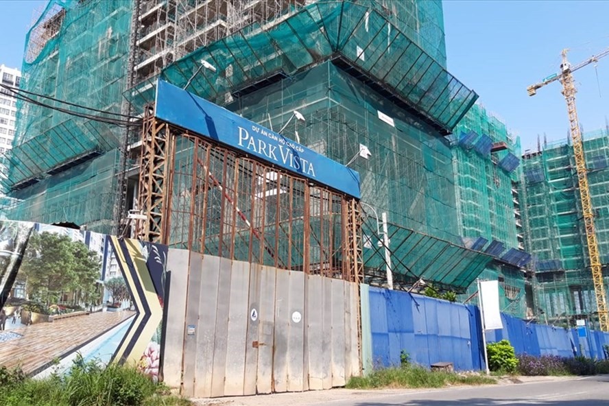 Công trình dự án Park Vista xây dựng dang dở rồi ngưng. Ảnh TK.