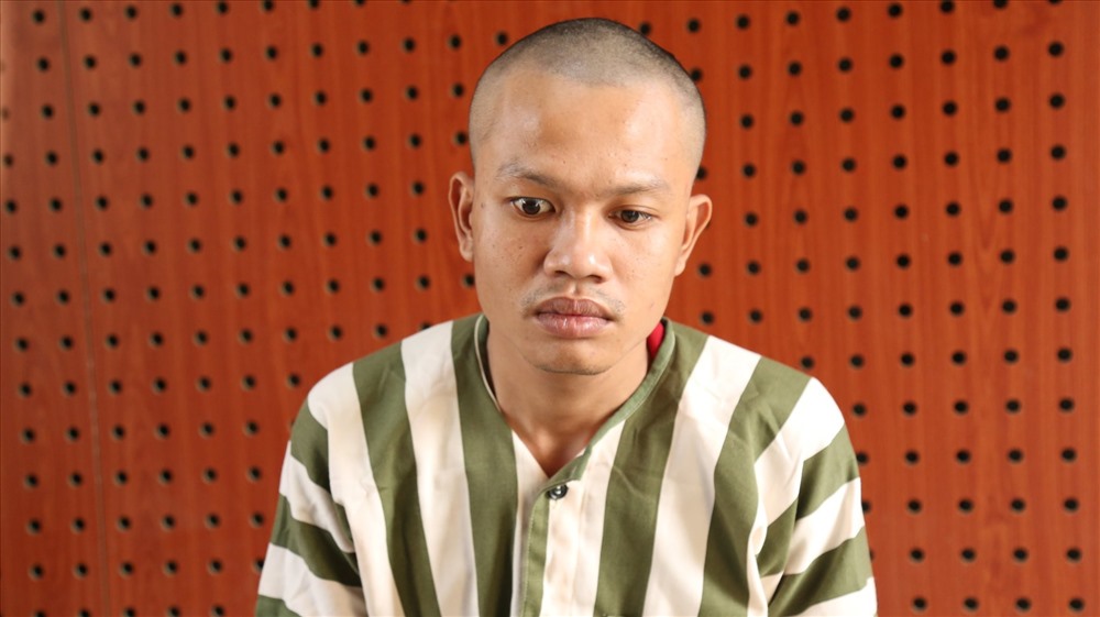 Đối tượng Hậu tại công an - Ảnh: Công an Bình Dương