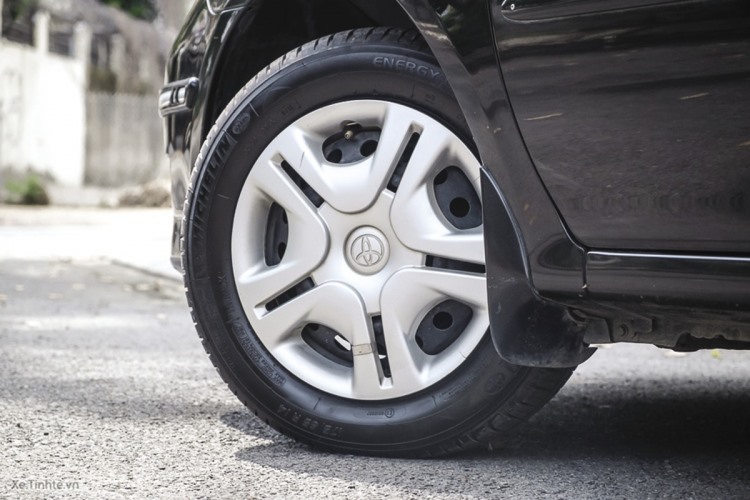 Lốp xe cũng là một trong những “thủ phạm“. Ảnh: ST