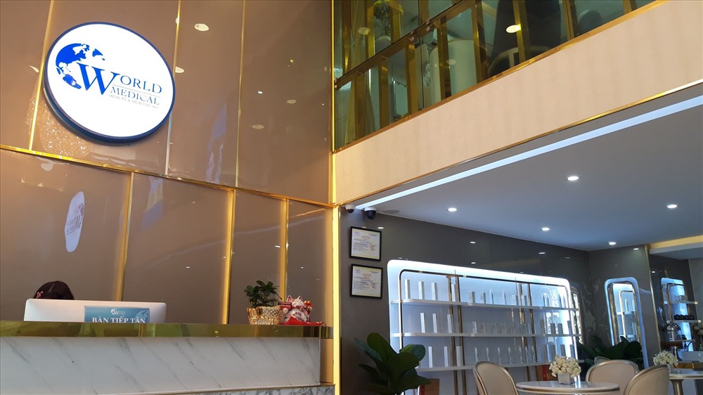Mặc dù không có chức năng khám chữa bệnh, nhưng cửa hàng làm đẹp lại tư vấn vắc-xin “chống ung thư” cho nhiều khách hàng. Ảnh TK.