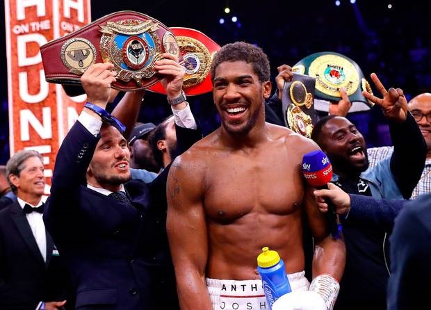 Joshua nhiều khả năng sẽ từ bỏ đai WBO