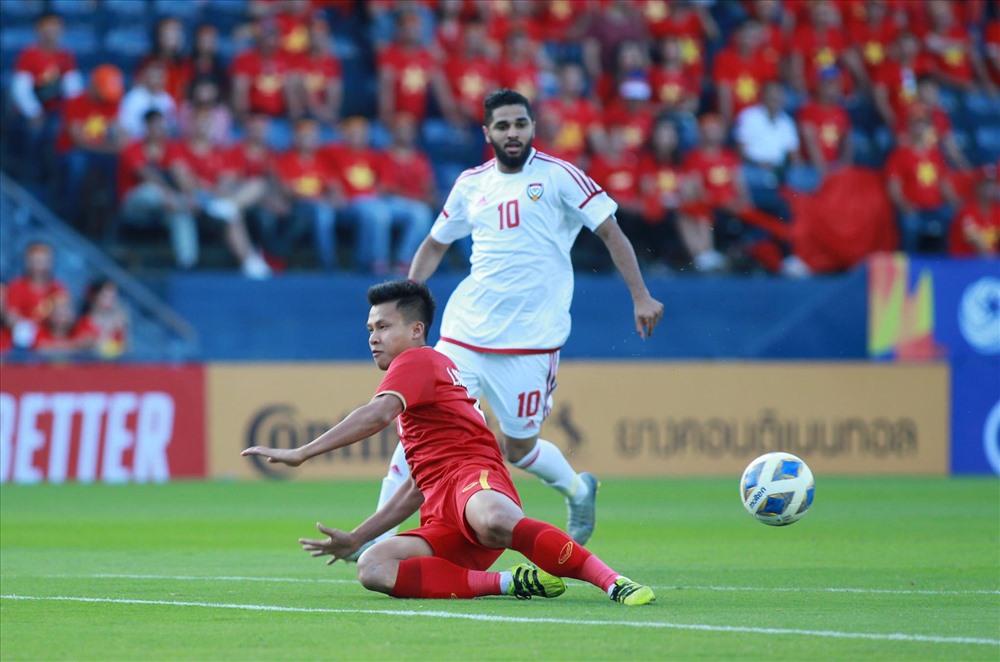 U23 Việt Nam may mắn không bị thổi phạt đền do VAR can thiệp. Ảnh: L.T
