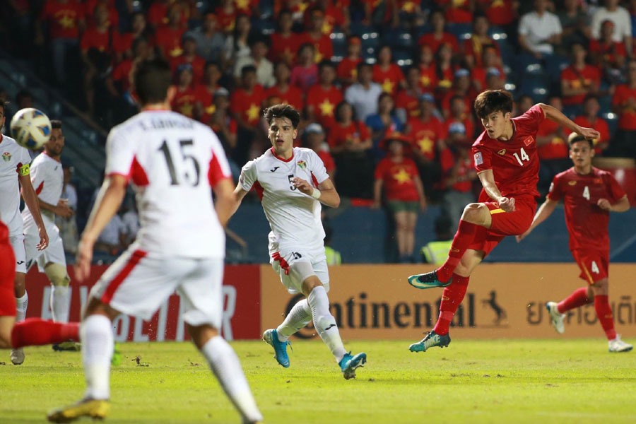 U.23 Việt Nam rất cố gắng nhưng đã không thể vượt qua U.23 Jordan. Ảnh: L.T