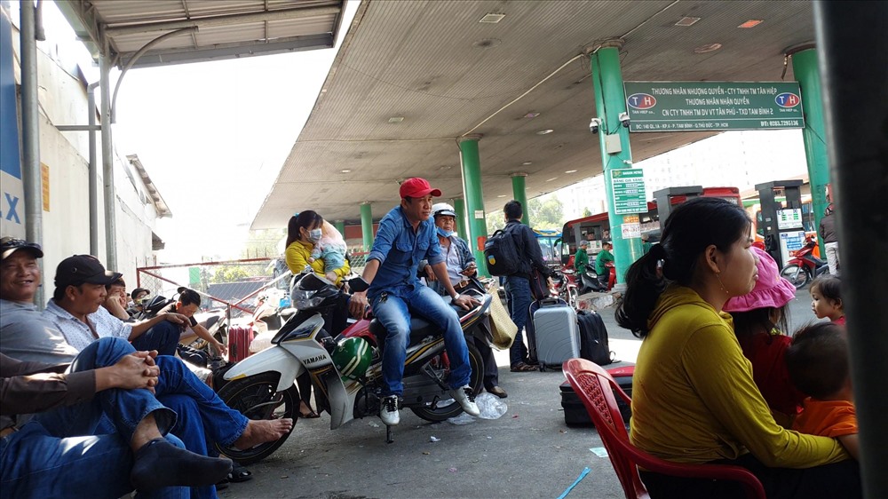 Cây xăng Tam Bình trở thành “bến cóc” quen thuộc với đa số người dân.